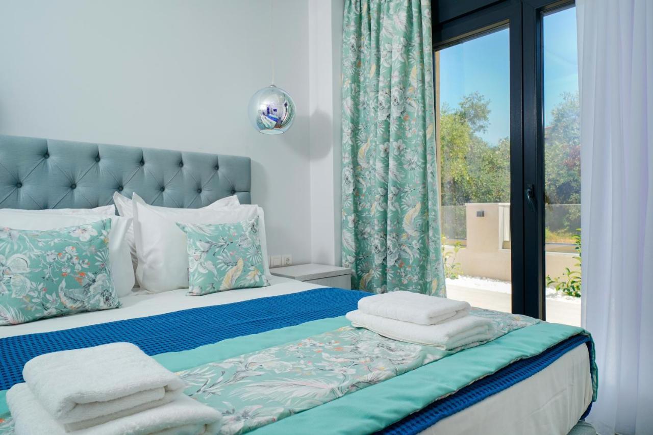 Ilias Suites سكالا بوتامياس المظهر الخارجي الصورة