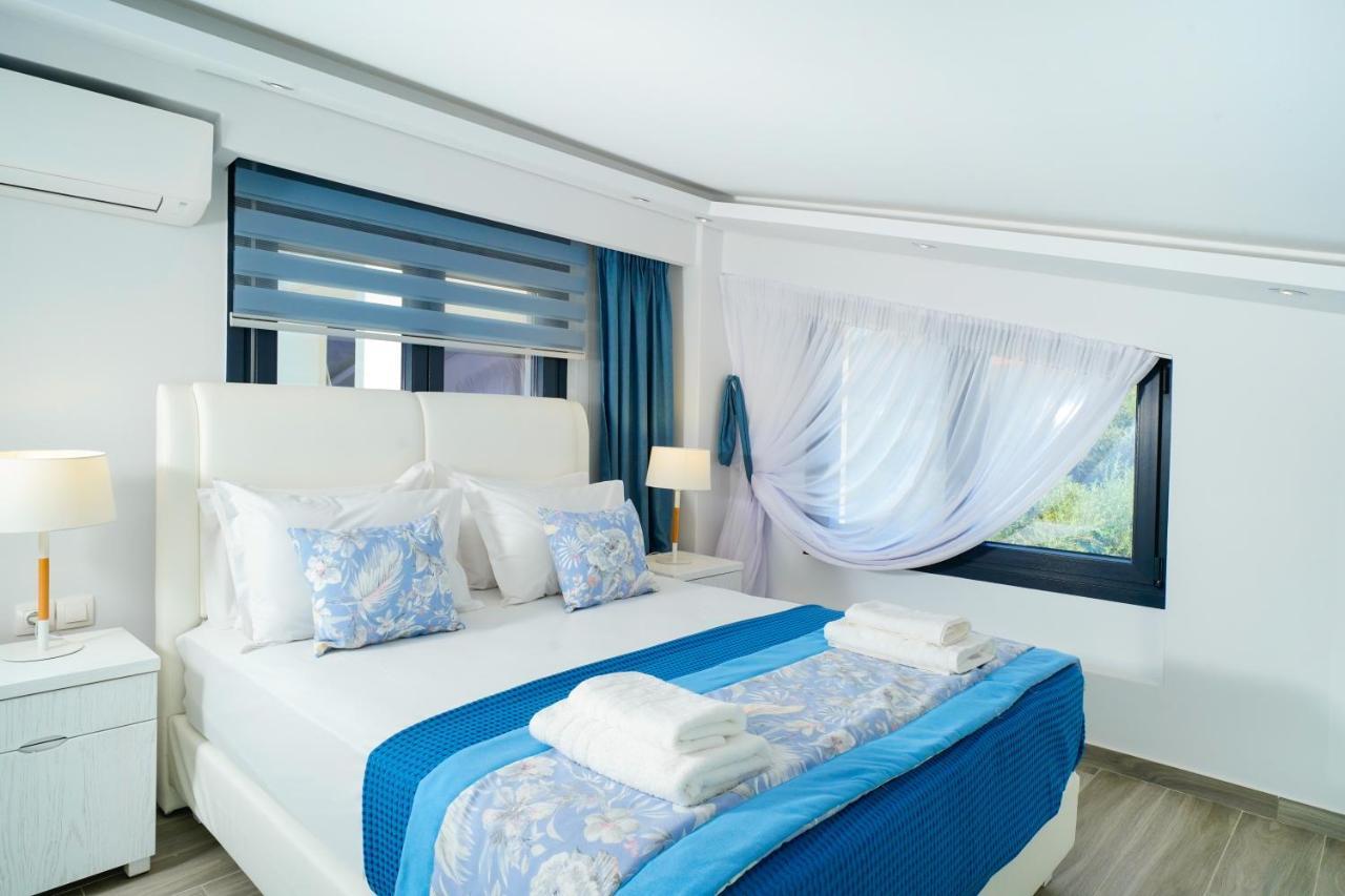 Ilias Suites سكالا بوتامياس المظهر الخارجي الصورة