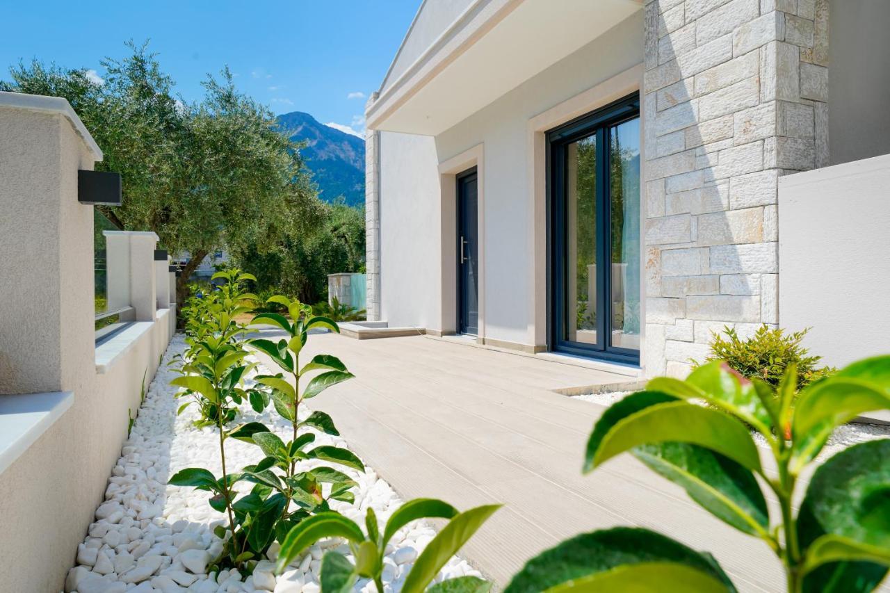 Ilias Suites سكالا بوتامياس المظهر الخارجي الصورة