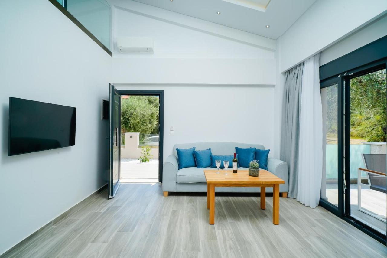 Ilias Suites سكالا بوتامياس المظهر الخارجي الصورة